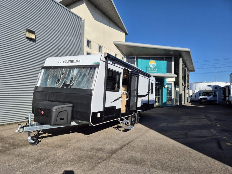 Leisureline 724 4 Berth End Bathroom